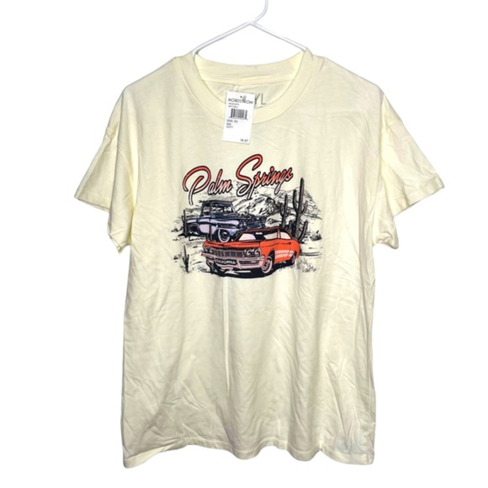 The Vinyl Icons Palm Springs Woman’s T shirt Size XS‎ NWT